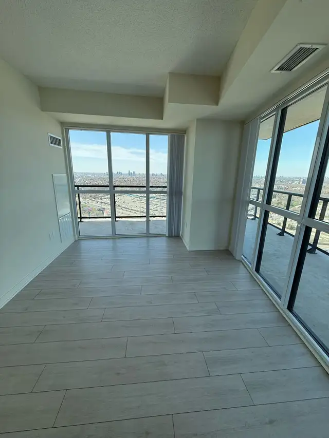 Condo assignment in Condos for Sale in City of Toronto - Image 10