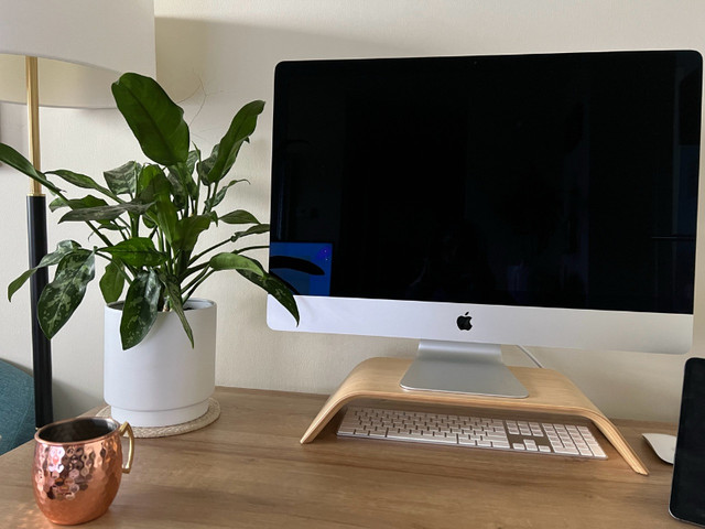 27-inch iMac with Retina 5K display in Desktop Computers in City of Toronto