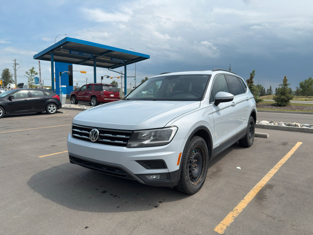 Volkswagen Tiguan 2018 Comfortline in Cars & Trucks in Calgary