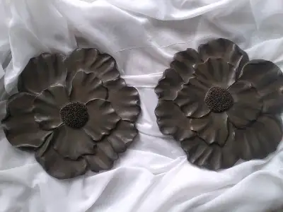 Indoor /Outdoor brown flowers wall decor $35, View more