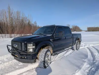 2010 f350 Harley Davidson 6.4 powerstroke, 320kms - motor has low compression on one cylinder but st...