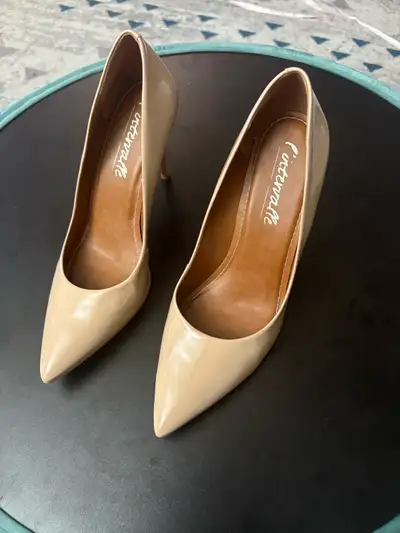 L’Intervalle Beige Heels - Size 10 (US), View more