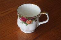 Royal Abert " Old Country Roses " Coffee Mug