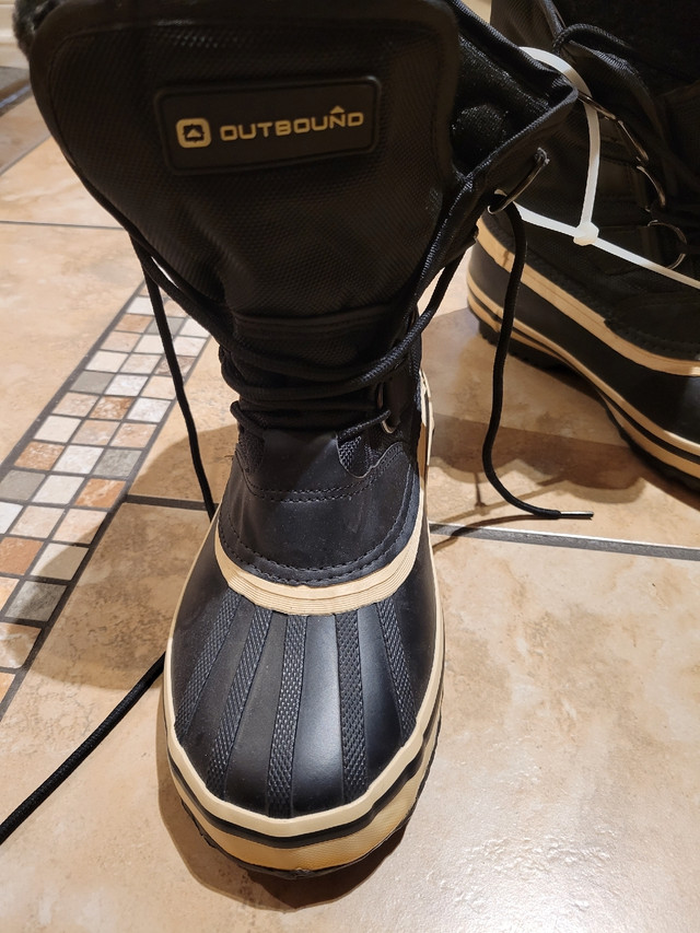 Bottes d'hiver Outbound Winter boots sz 7 gr dans Chaussures pour hommes  à Ville de Montréal - Image 2