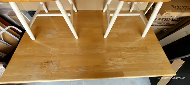 Kitchen Table & 6 Chairs63251728047491121