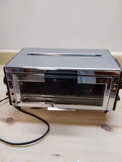 Grilĺe-pain four, View more