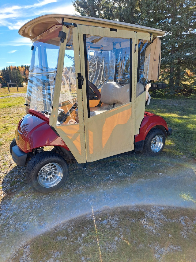 2012 Yamaha Gas Golf Cart in Golf in Calgary