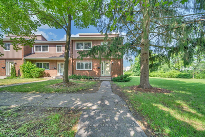 Private furnished rooms available for rent in a 5-bedroom, 3.5-bathroom townhouse. The townhouse is...