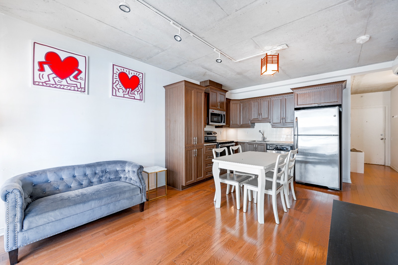 RENT Big Furnished 1B1B Downtown MTL – Near McGill & Concordia. — photo 3