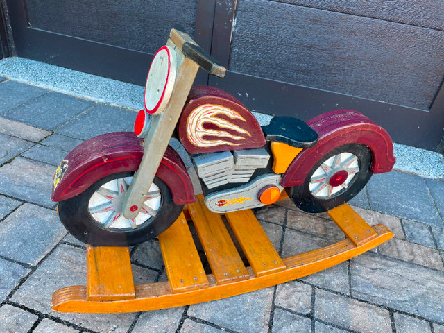 Vintage "Harley Davidson" Wood Constructed Rocking Motorcycle in Arts & Collectibles in Mississauga / Peel Region - Image 4