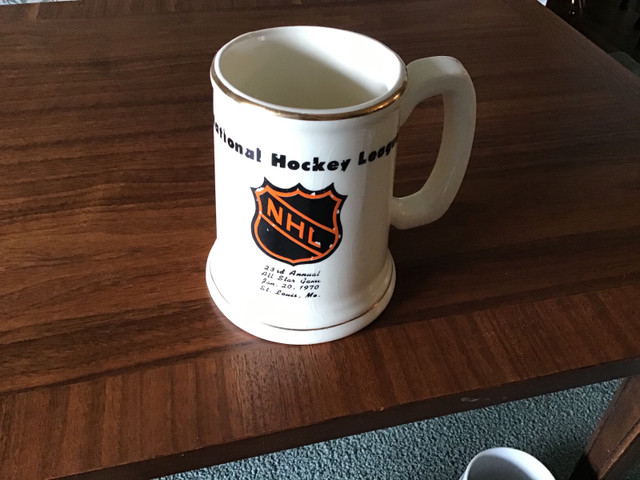 National Hockey League souvenir Stein in Arts & Collectibles in La Ronge - Image 2