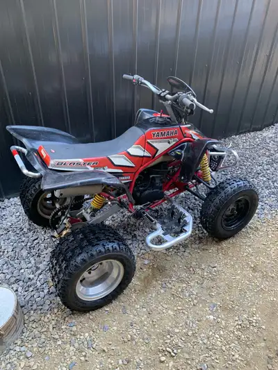 Yamaha blaster 200 quad for sale. Nice shape 2 stroke 6 speed. Lots of aftermarket parts. Comes with...