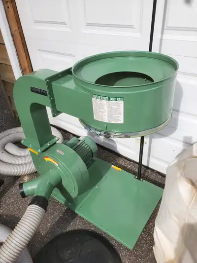 Dust Collector General International, W/Hoses, View more