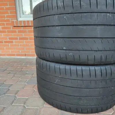 Michelin Pilot Sport 4s 305 30 zr20 $200 includes both tires Well worn.