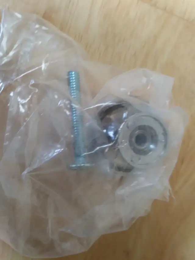 drawer handles/pull in Hardware, Nails & Screws in Summerside - Image 3