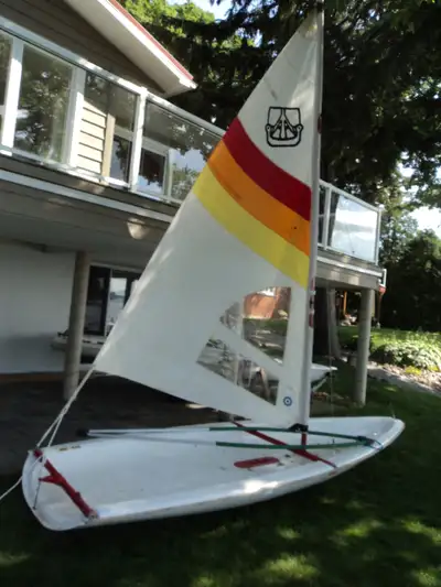 Bic 410 is a Daysailer 14 feet long with a foam filled hull and self-draining open transom. No stand...