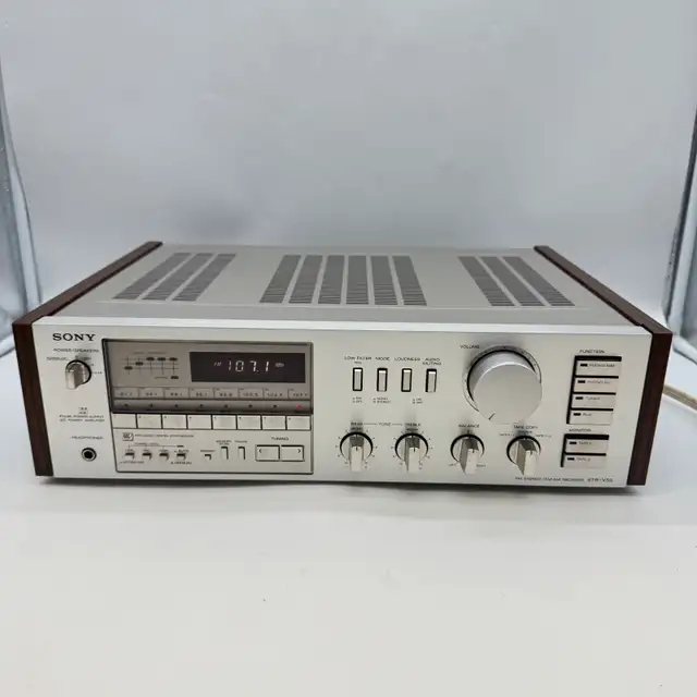 Vintage Sony STR-V55 FM/AM Stereo Receiver Made In Japan Tested  in Stereo Systems & Home Theatre in City of Toronto - Image 2