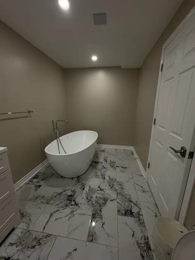 Room for rent in Orleans in Room Rentals & Roommates in Ottawa - Image 10