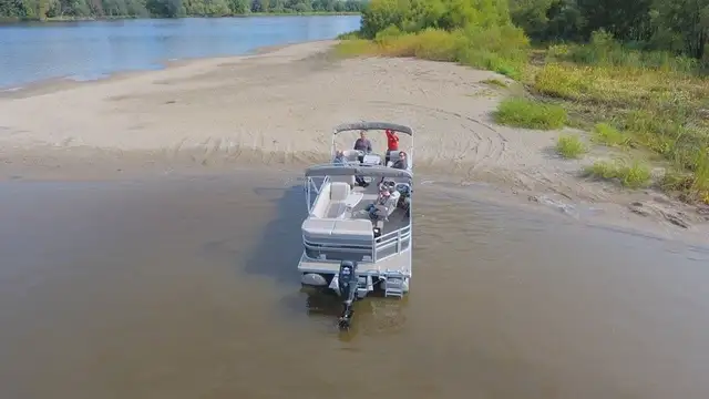Location bateau pontons Princecraft 2023 in Powerboats & Motorboats in Saint-Hyacinthe - Image 10