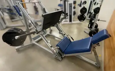 Paramount XFW-7800 Plate Loaded Leg Press, View more