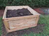 3/8 plywood garden bed / planter box / boite a jardin