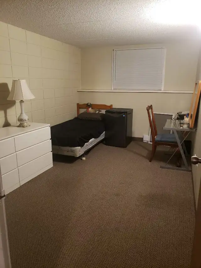 3 bedrooms available in 2-floor apartment63849108755971120