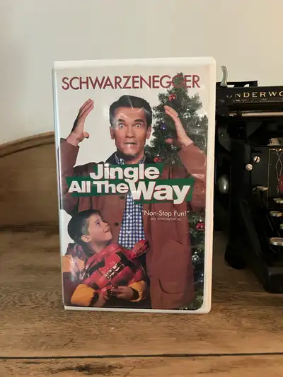 Disney Jingle All The Way VHS