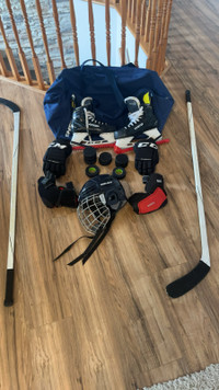 Equipment de hockey tres bon état 