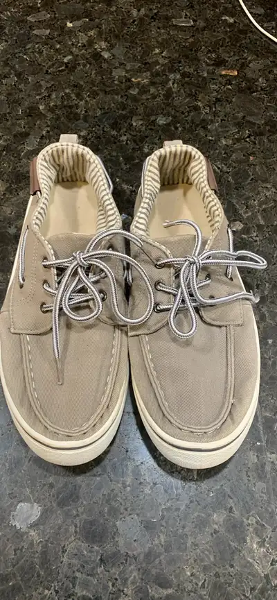 Mens size 7 boat shoes, View more