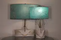 Paire de lampes de table vintages, signées ''C. Miller 1955''