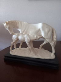 MARE AND FOAL SCULPTURE