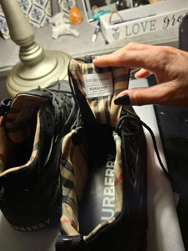 Burberry Sneakers in Men's Shoes in Brantford - Image 4