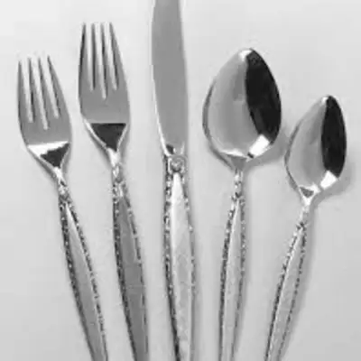 Venetia stainless steel flatware by Oneida Silver - Eight 5-piece place settings - Item#: 73457 Patt...