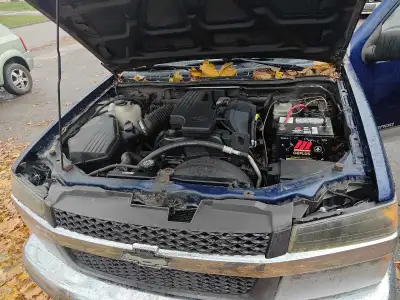 Truck for sale driver side frame is cracked and frame is rusted out. Motar runs great frames gone As...