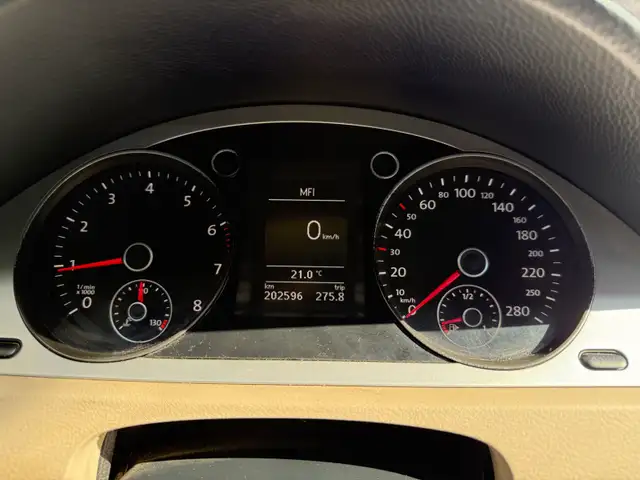 2011 vw passat cc594614085307617288