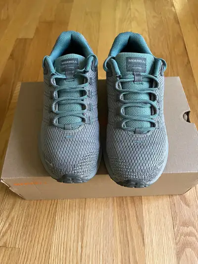 New Merrell ladies shoes in size 8 Fly strike Paloma Orthotic friendly Light Worn once. No longer fi...