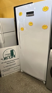 Frigidaire Like New Upright Freezer 21 ft.³ - 32”W- Kitchener / Waterloo Kitchener Area Preview