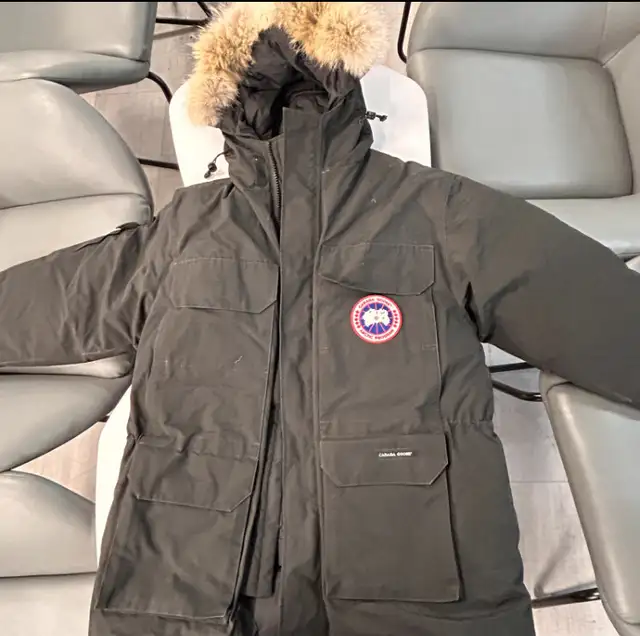 NEED GONE TODAY! Canada Goose - Men’s Jacket in Men's in Ottawa - Image 3