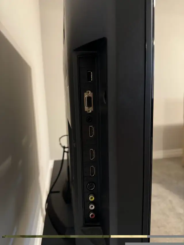 Sony 40in 1080p FHD LCD TV 120hz KDL-40V5100 in TVs in Ottawa - Image 4