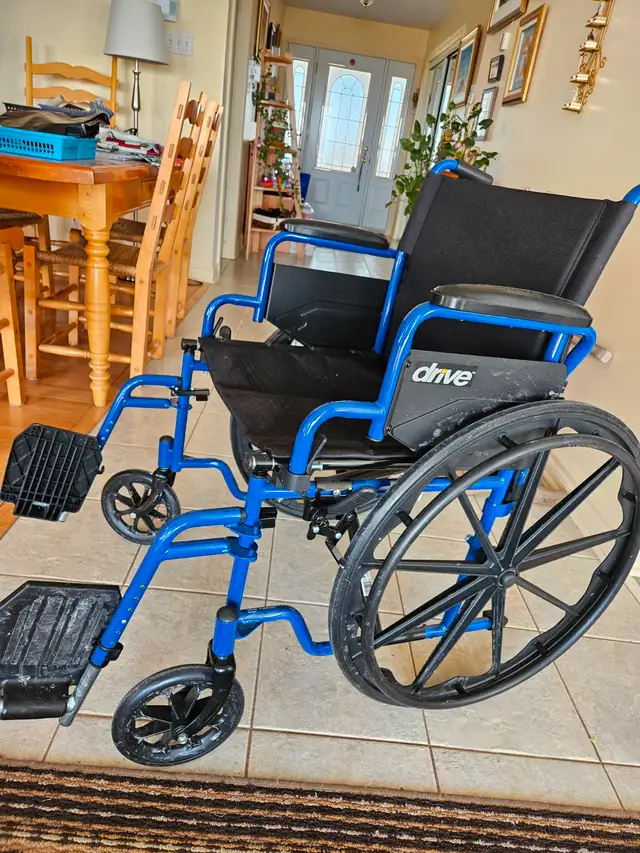 Wheelchair62863277068673124