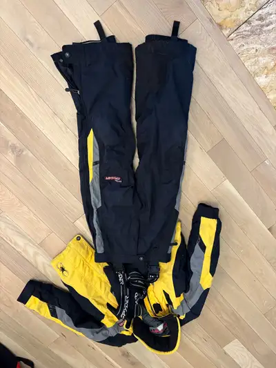 Kids Spyder ski suit, View more