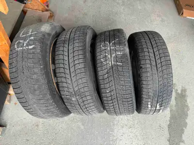 Selling a set of winter tires with steel rim. The tires are Michelin Xice 225/60 R17. They were used...