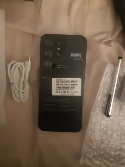 Smartphone clone S 24 Ultra  $  80, View more