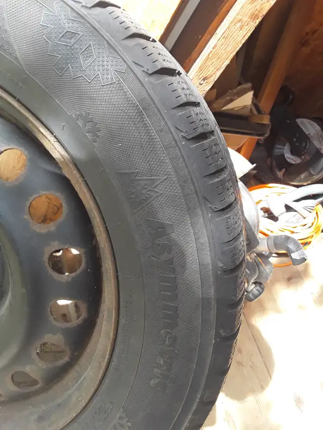 4 SNOW TIRES in Tires & Rims in Norfolk County - Image 4