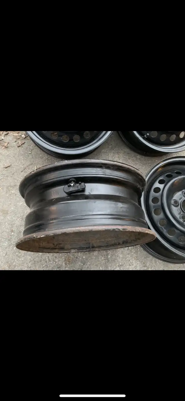 rims Ford focus2015  15 po in Tires & Rims in Longueuil / South Shore - Image 3