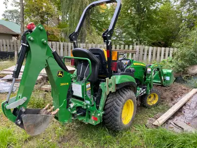 I am selling my used John Deere tractor, a versatile machine perfect for various farming and landsca...