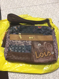 Lois Brand Crossbody purse - $45
