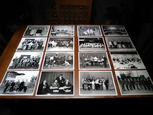 GLGL.  PHOTOS ANCIENNES VILLES ET VILLAGES DU QUÉBEC. in Arts & Collectibles in City of Montréal - Image 2