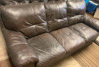 2 sofas 50$ à vendre