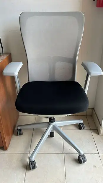 Haworth Zody Ergonomic Chair!!, View more